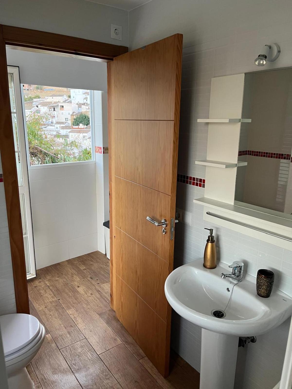 Cortinales Holiday home *